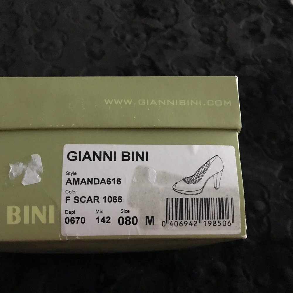 Gianni Bini heels used once super comfy and cute - Picture 2 of 5